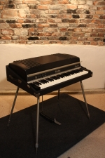 Rhodes 54 MkII in Great Condition - wooden keys